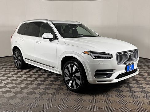 Used 2024 Volvo XC90 T8 Plus w/ Protection Package Premier image 57
