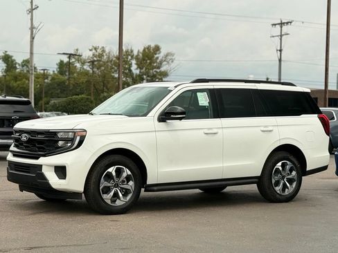 New 2027 Ford Expedition Active AWD/4WD image 46