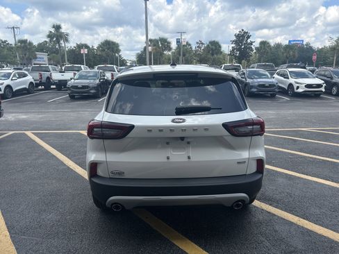 New 2025 Ford Escape SE image 5