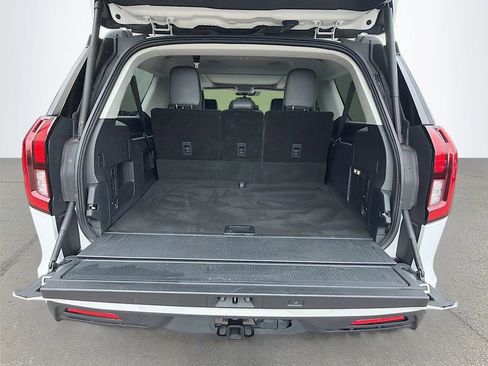 Used 2025 Ford Expedition Max Active AWD/4WD image 12