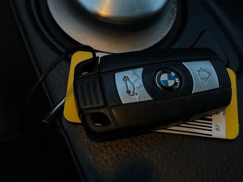 Used 2007 BMW M6 Convertible RWD image 36