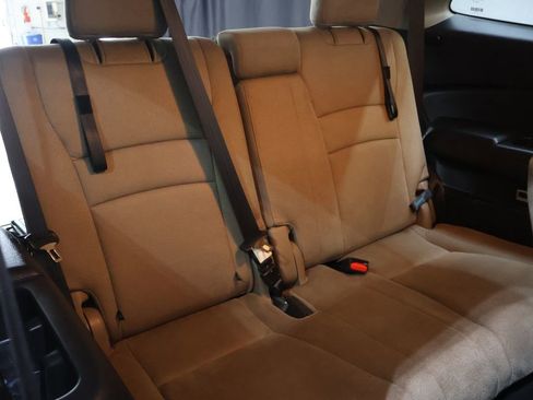 Used 2021 Honda Pilot EX image 13