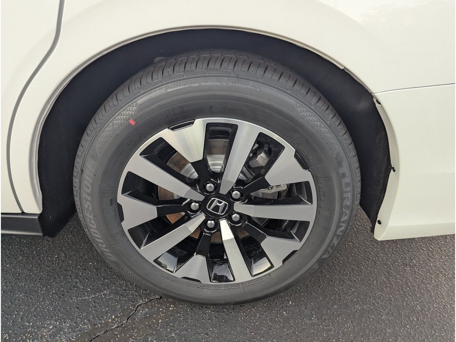 New 2027 Honda Odyssey EX-L image 10
