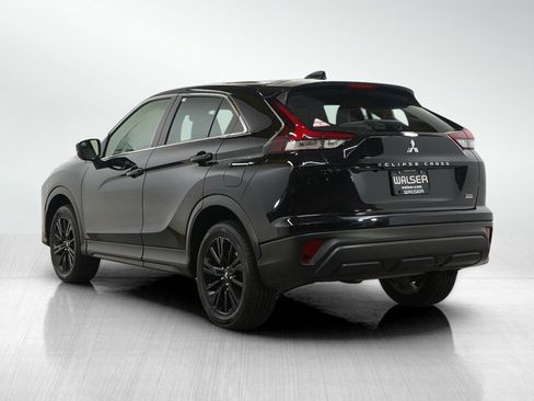 Used 2023 Mitsubishi Eclipse Cross LE image 3