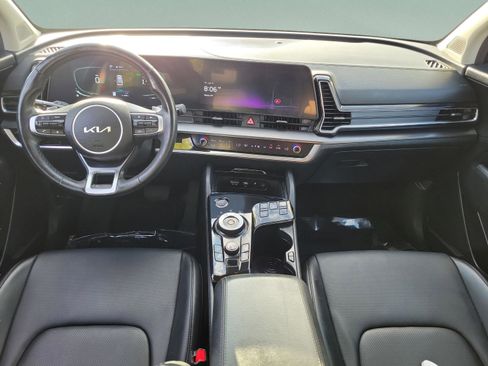 Certified 2023 Kia Sportage EX AWD/4WD image 8