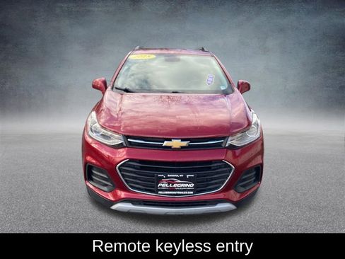 Used 2018 Chevrolet Trax LT w/ LT Convenience Package image 10