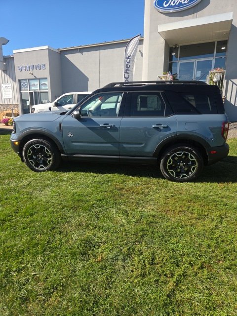 New 2026 Ford Bronco Sport Outer Banks AWD/4WD image 12