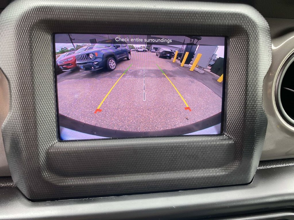 Used 2022 Jeep Wrangler Sport AWD/4WD image 13