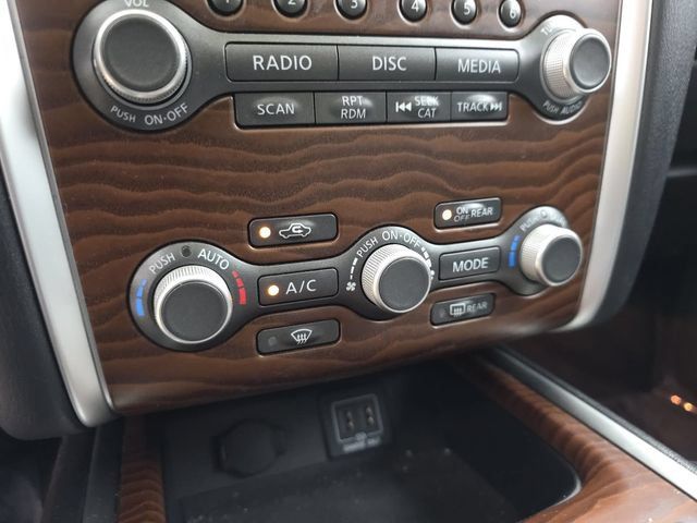 Used 2018 Nissan Pathfinder Platinum FWD image 21