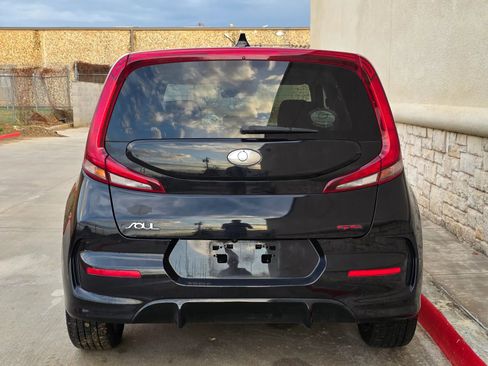 Used 2020 Kia Soul GT-Line image 4
