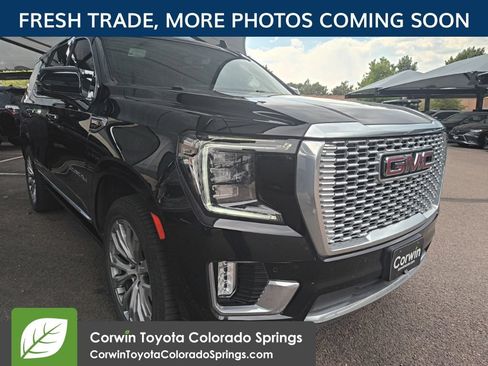 Used 2022 GMC Yukon Denali w/ Denali Reserve Package AWD/4WD image 1