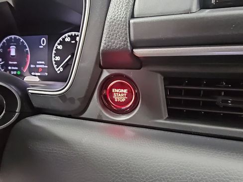 New 2025 Honda Pilot EX-L image 24