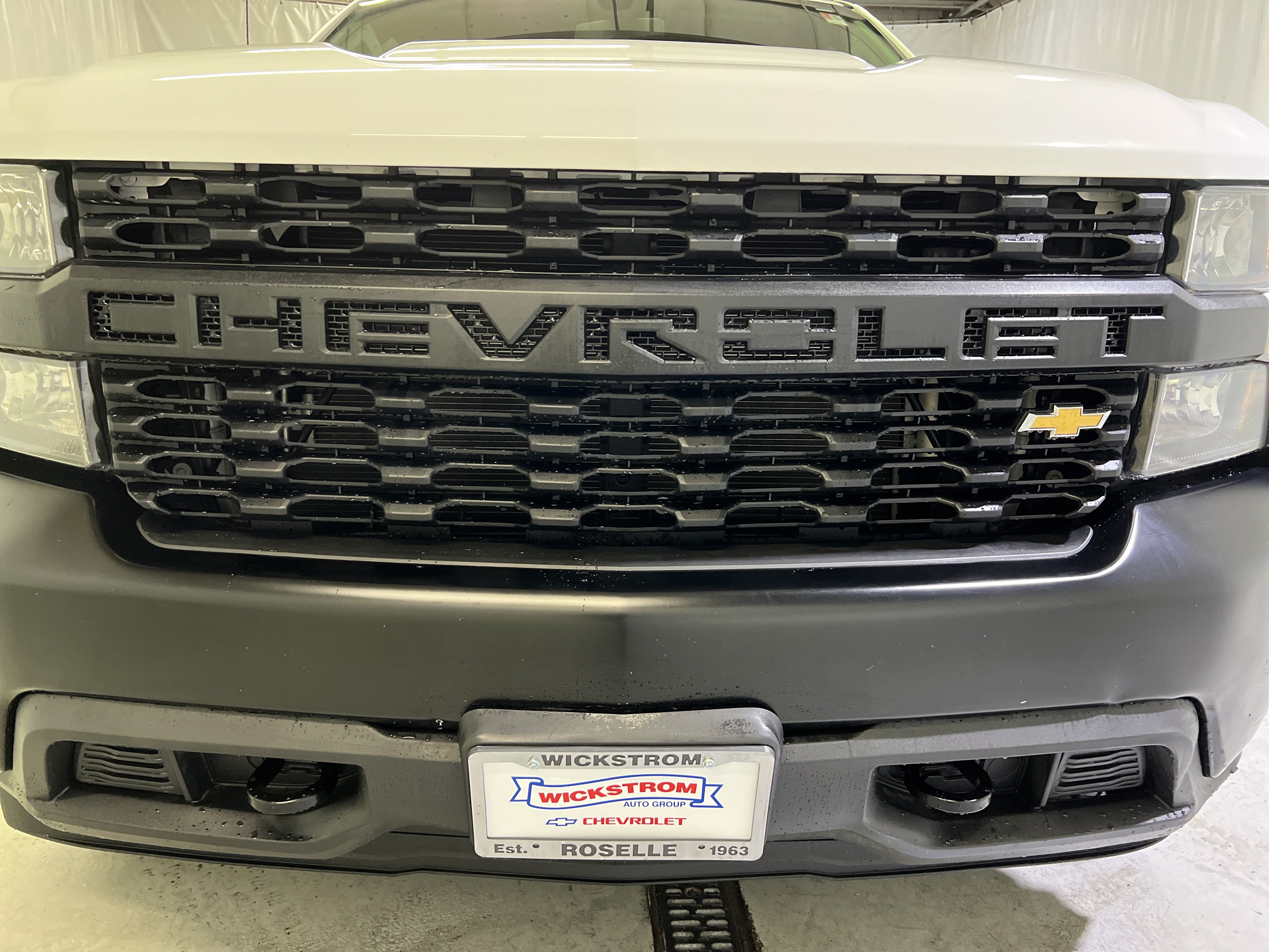 Used 2020 Chevrolet Silverado 1500 W/T w/ WT Value Package AWD/4WD image 4