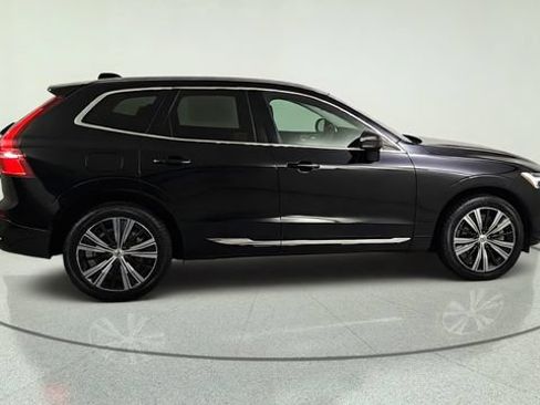 Certified 2023 Volvo XC60 T8 Plus AWD/4WD image 8