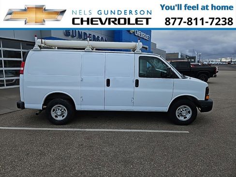 Used 2015 Chevrolet Express 3500 image 7