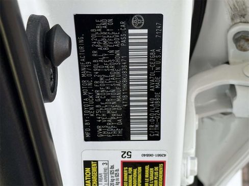 Used 2019 Toyota Camry XLE image 30