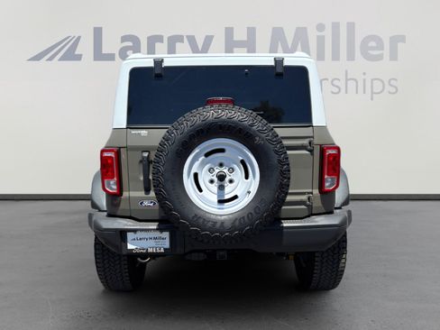 New 2026 Ford Bronco Heritage Edition AWD/4WD image 4