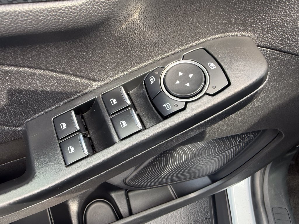 Certified 2025 Ford Escape ST-Line Select AWD/4WD image 13