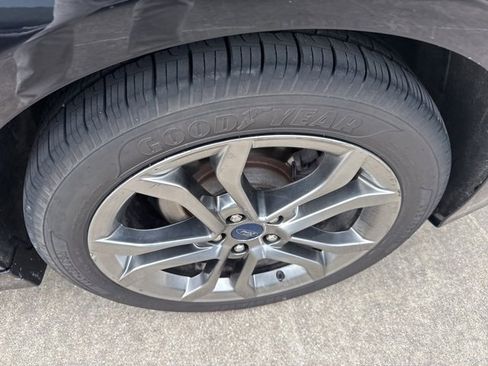 Used 2019 Ford Fusion SEL image 7