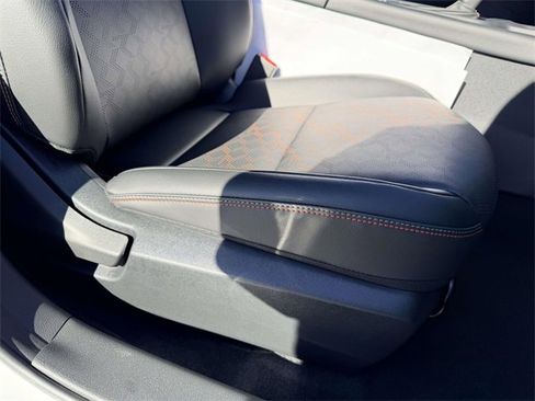 New 2026 Nissan Sentra SR w/ SR Premium Package image 9