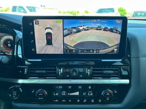 New 2026 Nissan Pathfinder SL AWD/4WD image 16
