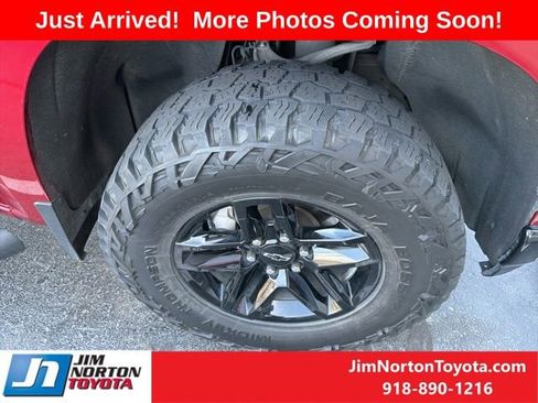 Used 2021 Chevrolet Silverado 1500 LT Trail Boss w/ Convenience Package II image 13