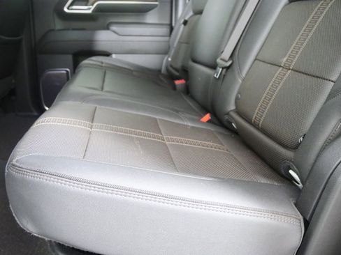 Used 2022 Chevrolet Silverado 1500 High Country w/ Z71 Off-Road Package image 16