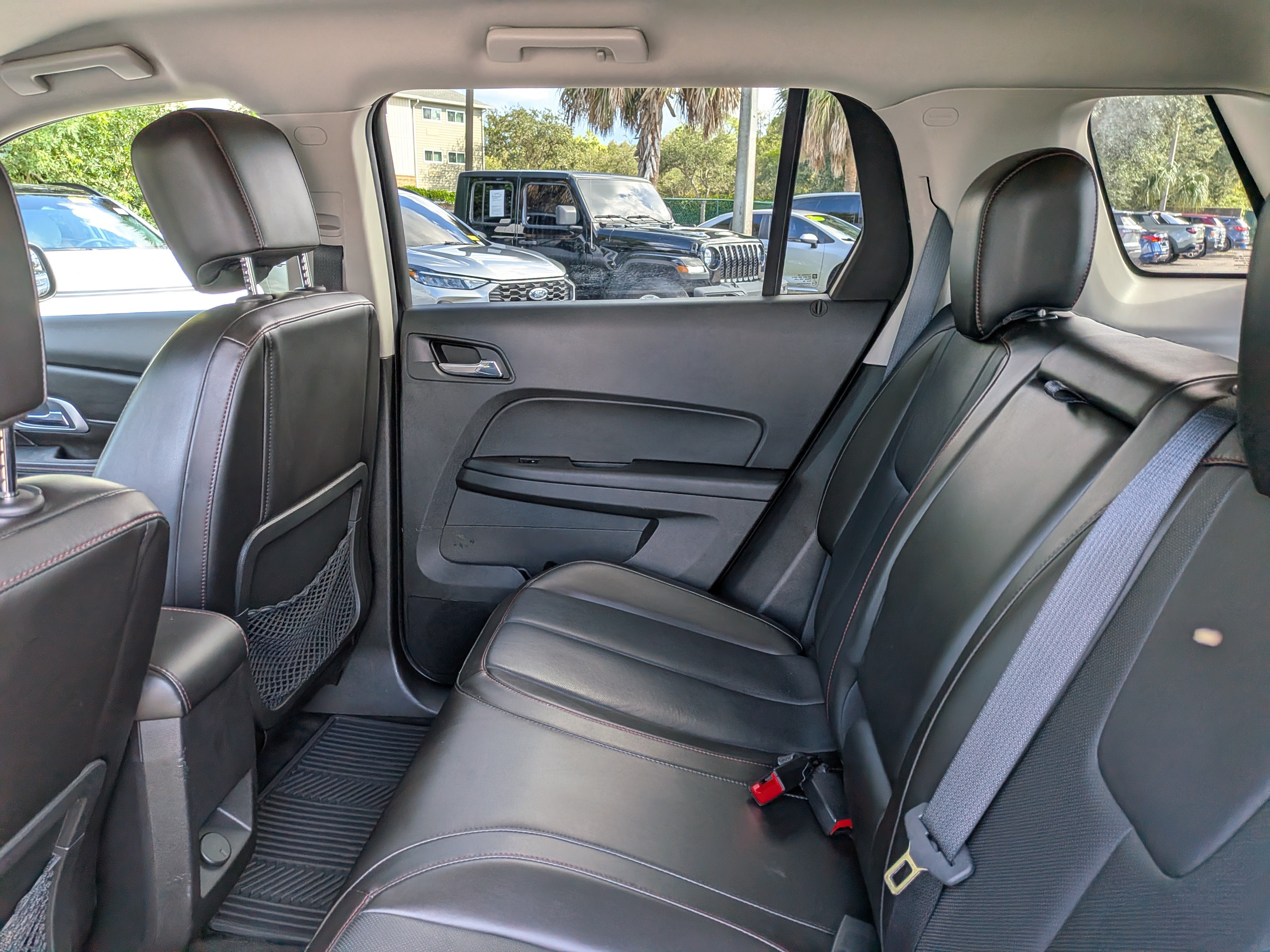 Used 2013 GMC Terrain SLT w/ Safety Package FWD image 14