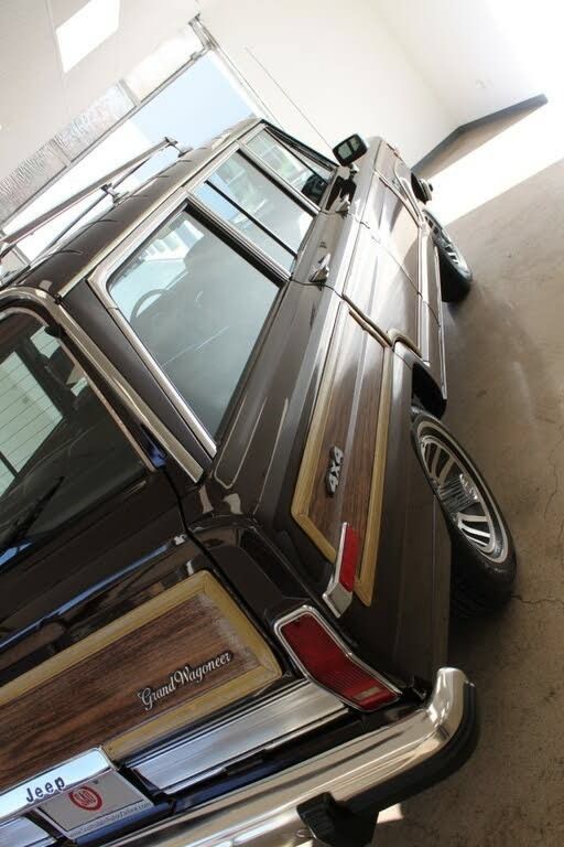 Used 1989 Jeep Grand Wagoneer AWD/4WD image 37