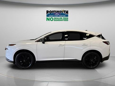 Used 2025 Nissan Murano SV AWD/4WD image 2