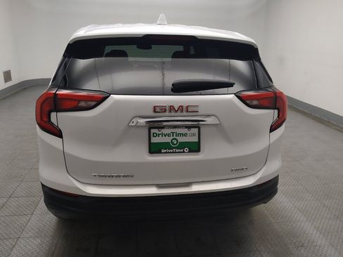 Used 2021 GMC Terrain SLE image 6