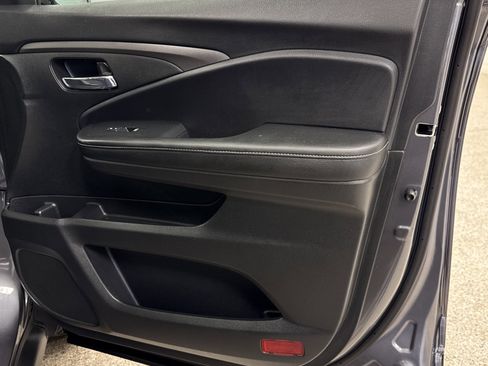 Used 2025 Honda Ridgeline RTL+ image 21