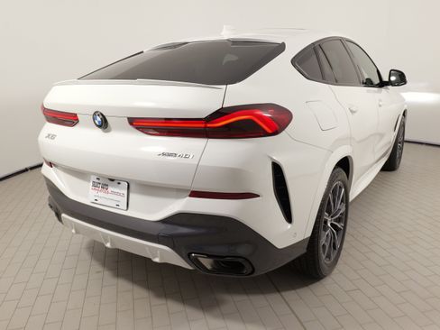 Used 2022 BMW X6 xDrive40i w/ M Sport Package AWD/4WD image 15