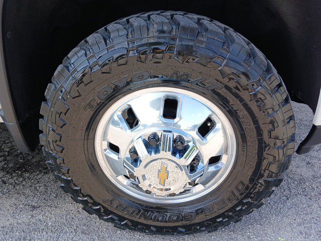 Used 2025 Chevrolet Silverado 3500 High Country w/ Technology Package AWD/4WD image 21