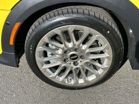 New 2026 MINI Cooper S image 9