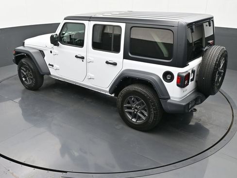 Used 2024 Jeep Wrangler Unlimited Sport AWD/4WD image 48