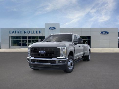 New 2025 Ford F350 XL w/ XL Driver Assist Package image 2