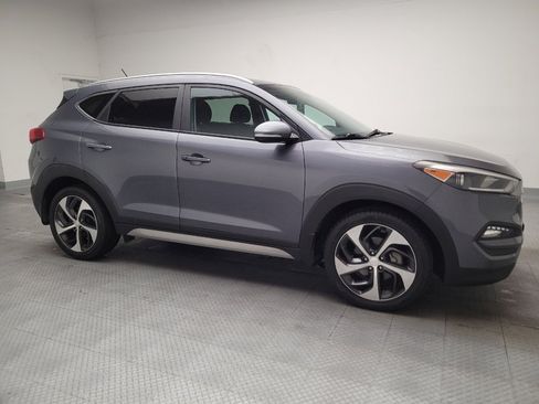 Used 2017 Hyundai Tucson Sport FWD image 11