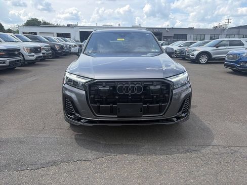 Used 2026 Audi Q7 3.0T Premium Plus w/ Premium Plus Package AWD/4WD image 8