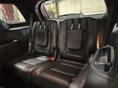 Used 2019 Ford Explorer Sport AWD/4WD image 25