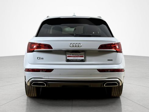 Used 2024 Audi Q5 2.0T Premium AWD/4WD image 4