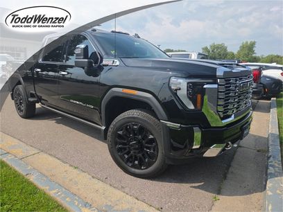 Used 2025 GMC Sierra 2500 Denali w/ Denali Reserve Package