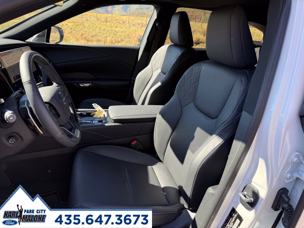 Used 2026 Lexus RX 350h w/ Convenience Package AWD/4WD image 14
