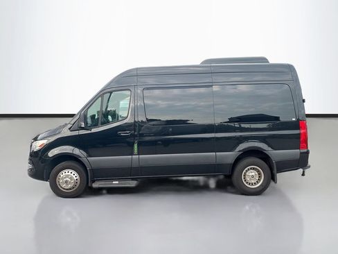 Used 2023 Mercedes-Benz Sprinter 3500 image 6