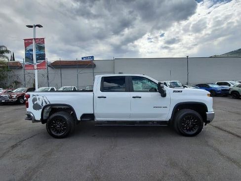 Used 2024 Chevrolet Silverado 3500 W/T AWD/4WD image 9