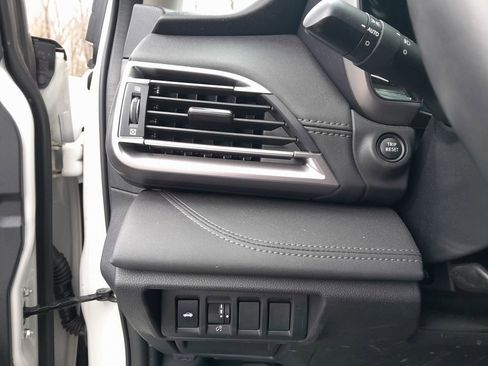 Certified 2024 Subaru Legacy Touring XT image 17