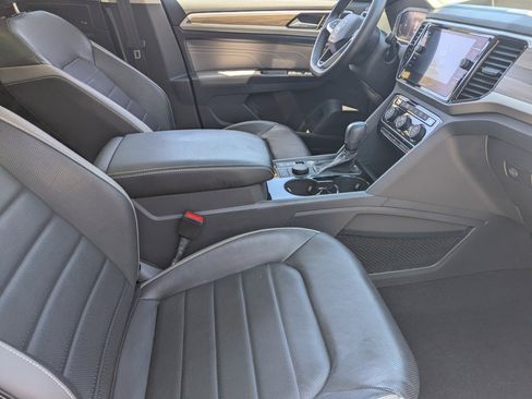 Used 2021 Volkswagen Atlas SEL Premium AWD/4WD image 9
