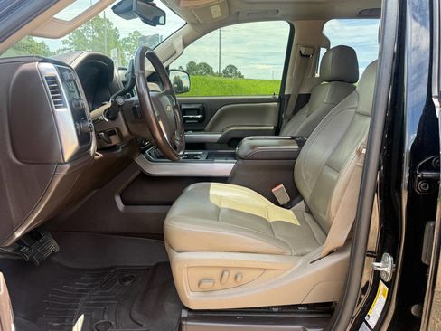Used 2015 Chevrolet Silverado 2500 LTZ w/ Duramax Plus Package AWD/4WD image 13