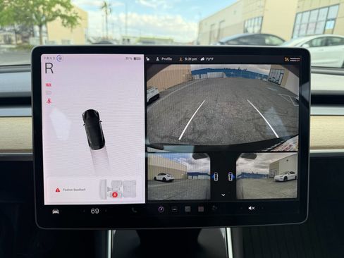 Used 2019 Tesla Model 3 Standard Range Plus image 16