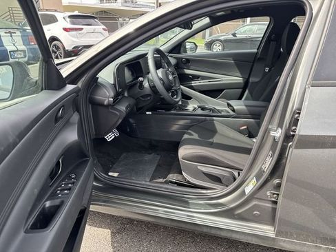 New 2026 Hyundai Elantra Sport FWD image 18
